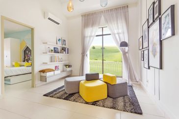 3 storey 30x75 builtup 3600 nlot last unit free