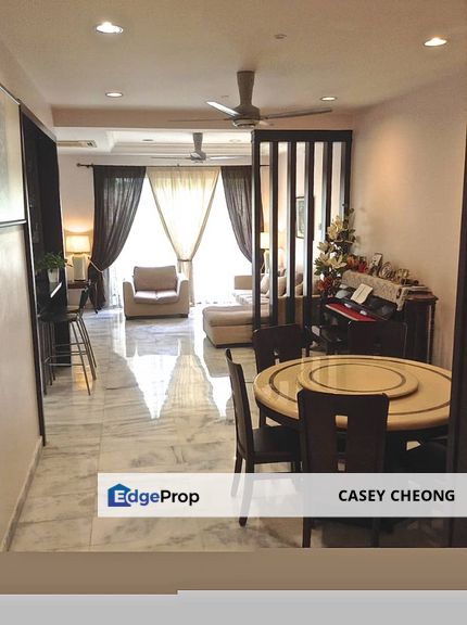 Fully reno furnished with piano 4 parks near tesco, Selangor, Puchong