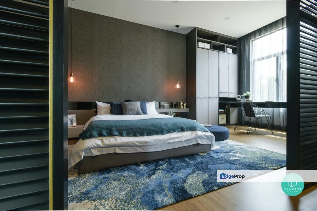 New 3 storey Big Built Up Below Market Value Last , Selangor, Puchong