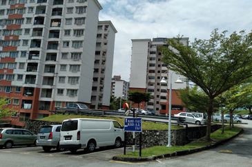 Kenanga Apartment, Puchong