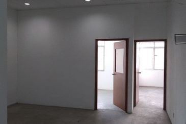 Taman Kinrara Seksyen 1