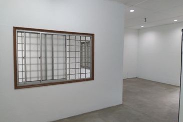 Taman Kinrara Seksyen 1