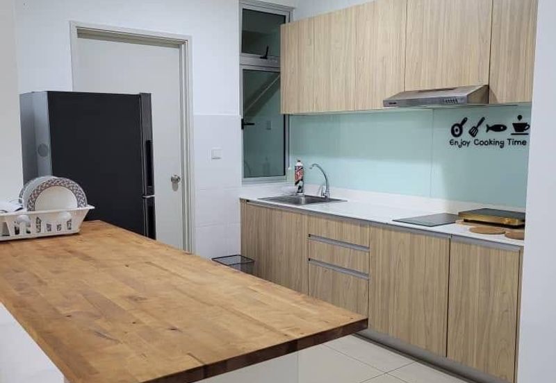 The Caspian @ Meridin Bayvue