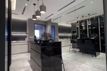 D Ivo @ Old Klang Road