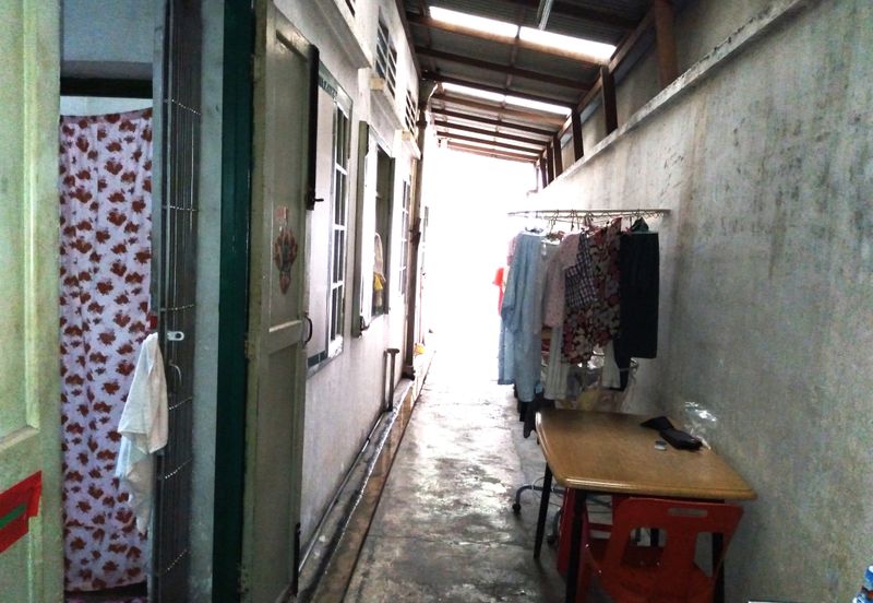 Jalan Tengkat Tong Shin