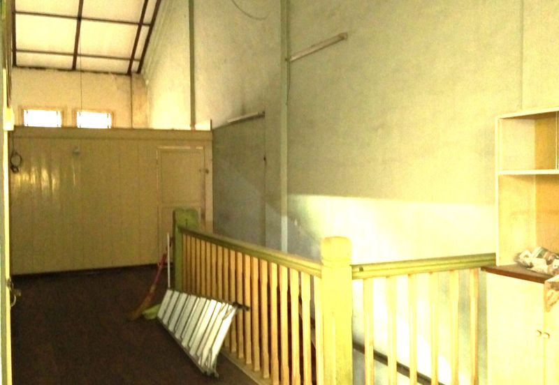 Jalan Tengkat Tong Shin