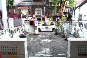 Jalan Tengkat Tong Shin