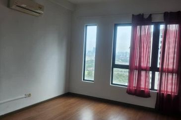 Zefer Hill Residence