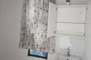 Zefer Hill Residence