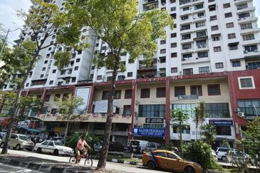 Kompleks Pulau Mutiara Flats