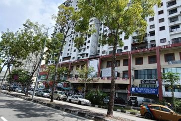 Kompleks Pulau Mutiara Flats