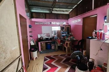 Double Storey Bungalow Semi Permanent, Tingkat Gelugor 5, Gelugor Penang 