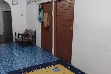 Double Storey Bungalow Semi Permanent, Tingkat Gelugor 5, Gelugor Penang 