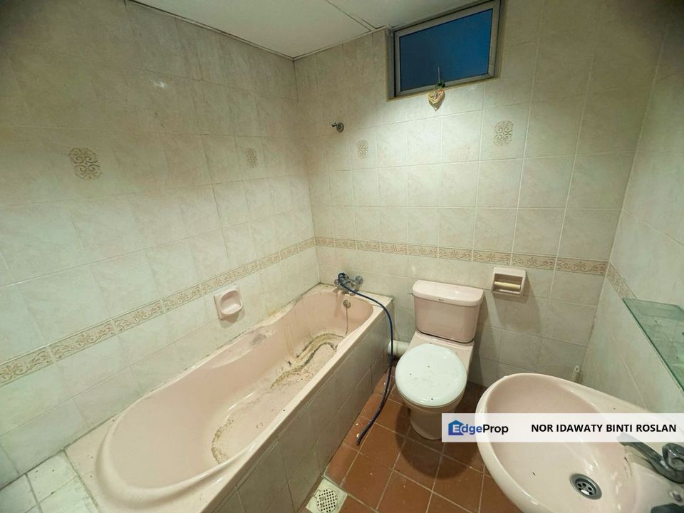 Below Market Value RM150k, Villa Emas Condominium, Sungai Nibong, Penang, Sungai Nibong
