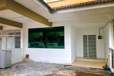 Double Storey Terrace Taman Teratai Idaman Batu Kawan 