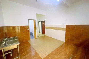 Double Storey Terrace Taman Teratai Idaman Batu Kawan 