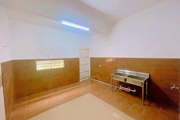 Double Storey Terrace Taman Teratai Idaman Batu Kawan 