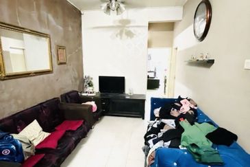 FACING OPEN EXTENDED Single Storey Bandar Proton City Tanjong Malim