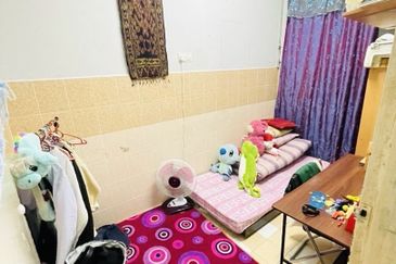 FACING OPEN EXTENDED Single Storey Bandar Proton City Tanjong Malim