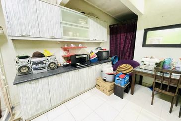 FACING OPEN EXTENDED Single Storey Bandar Proton City Tanjong Malim