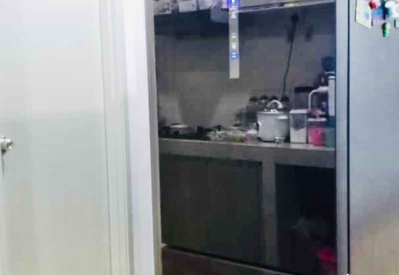 RENOVATED FURNISHED NEAR LRT Residensi Kerinchi Bangsar South