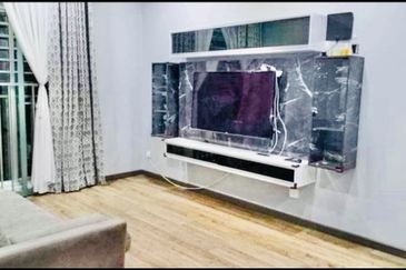 RENOVATED FURNISHED NEAR LRT Residensi Kerinchi Bangsar South