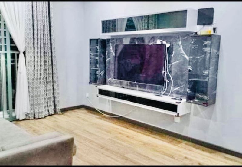 RENOVATED FURNISHED NEAR LRT Residensi Kerinchi Bangsar South