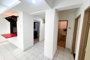 Bayu Tasik Condominium