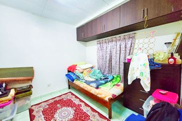 Seksyen 2 Bandar Bukit Mahkota