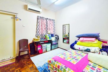 Seksyen 2 Bandar Bukit Mahkota