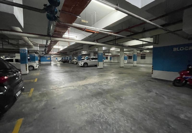 Parklane Commercial Hub