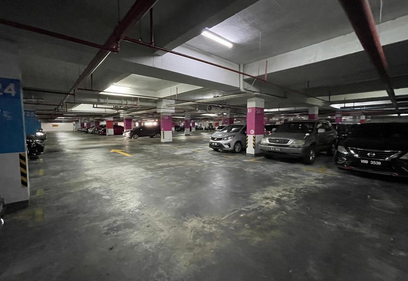 Parklane Commercial Hub