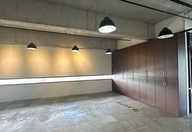 Petaling Jaya Trade Centre @ Damansara Perdana, Partly furnished Office For Rent RM 4psf neg