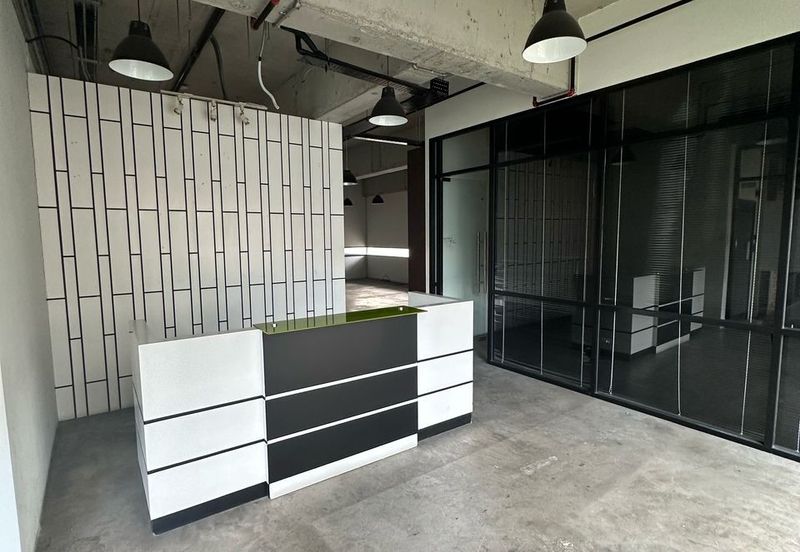 Petaling Jaya Trade Centre @ Damansara Perdana, Partly furnished Office For Rent RM 4psf neg