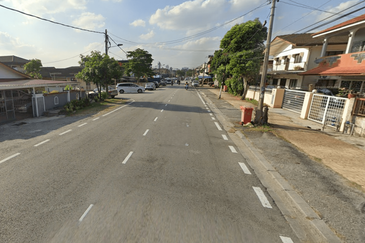 Seksyen 1 @ Petaling Jaya, Bungalow Land Facing Main Road For Sale (Commercial Zone) RM 1.18mil 