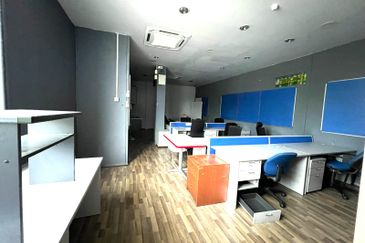 HiCom-Glenmarie Industrial Park