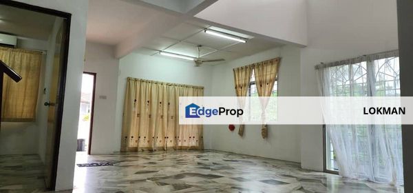 Semi Detached 1.5 Storey Seksyen 3, Bandar Rinching, Semenyih, Selangor, Semenyih