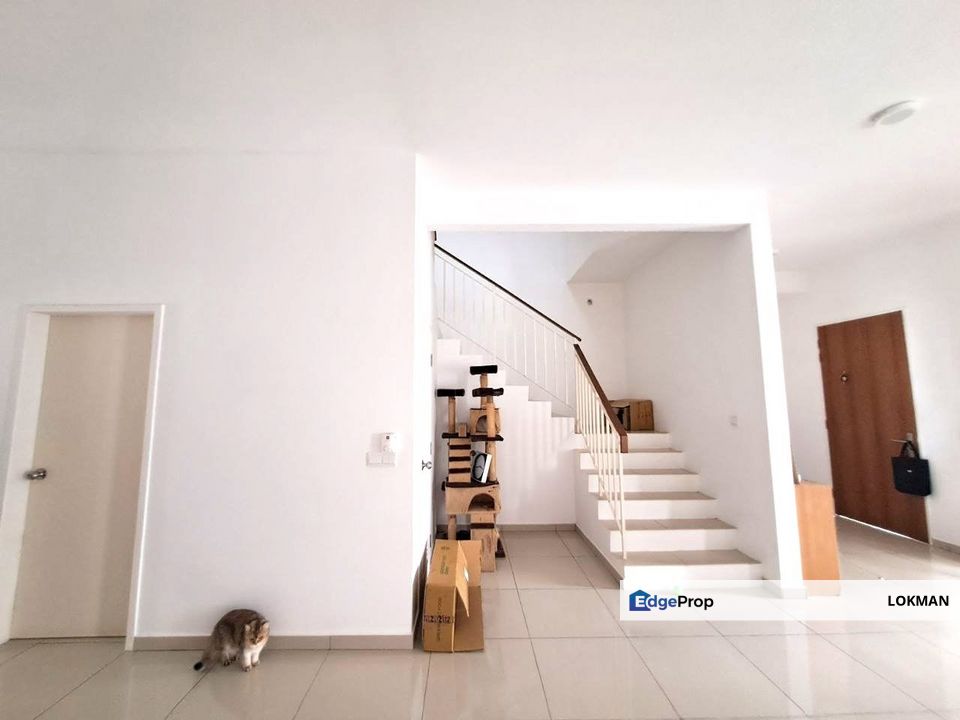 DOUBLE STOREY SUPERLINK HOUSE IORA, ALAM SARI BANGI , Selangor, Bangi