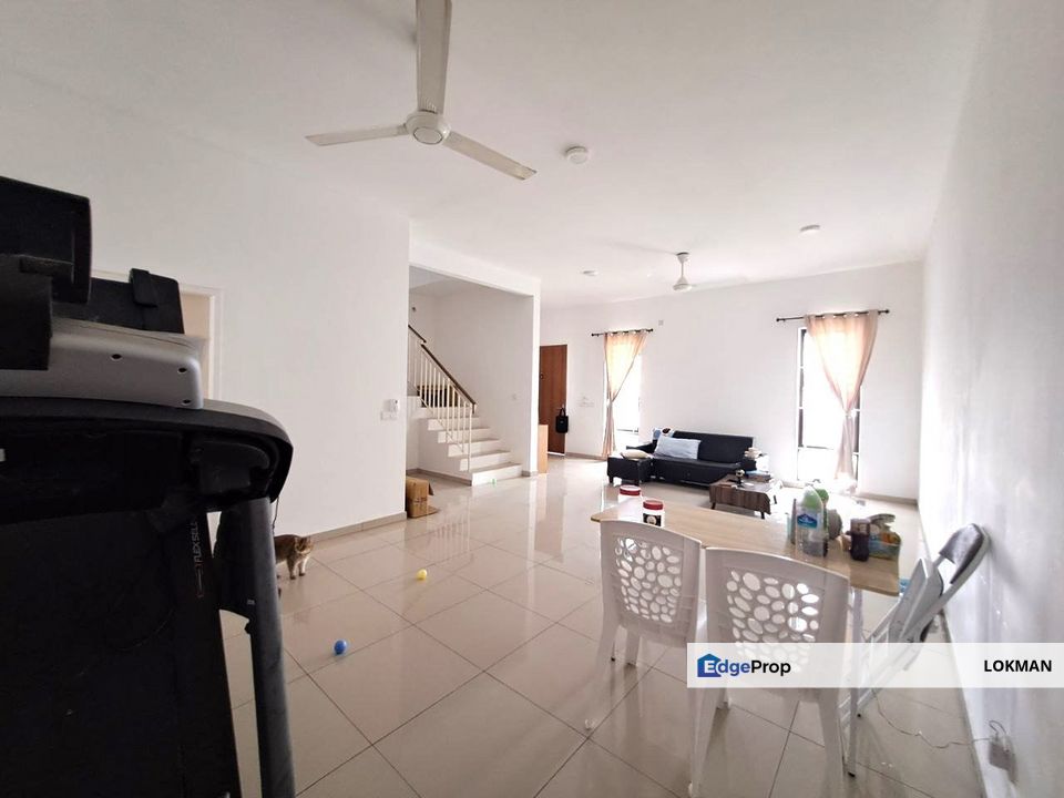 DOUBLE STOREY SUPERLINK HOUSE IORA, ALAM SARI BANGI , Selangor, Bangi