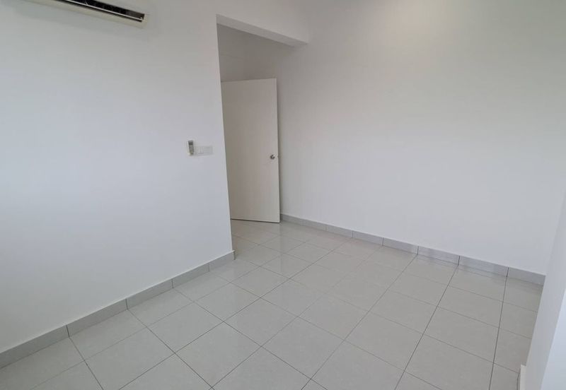 The Residence 1 @ Tiara South