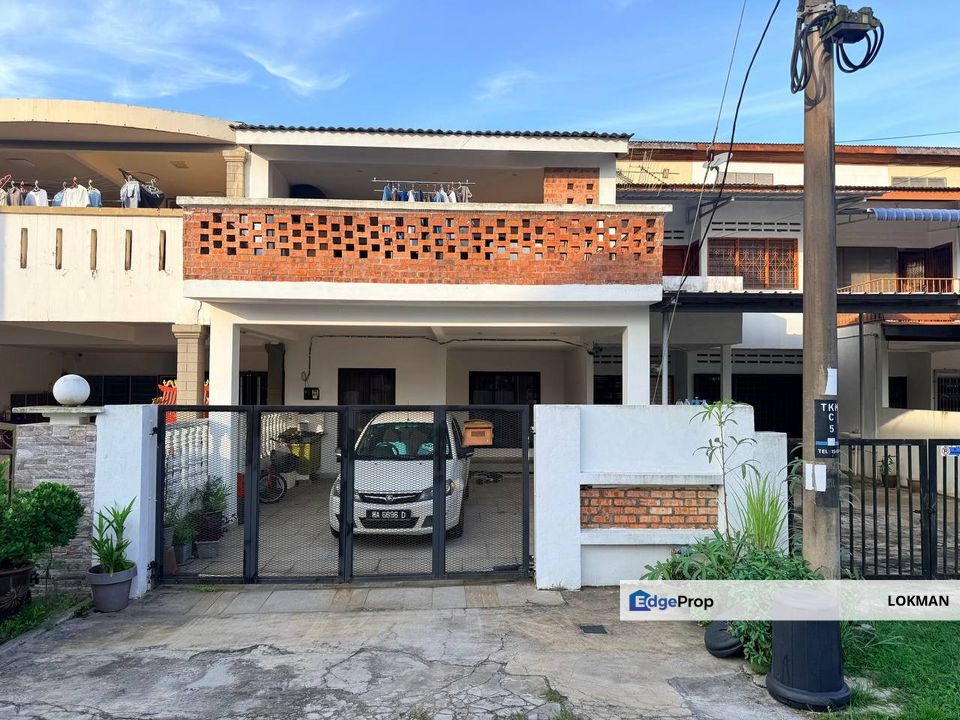  RUMAH TERES 2 TINGKAT DI TAMAN KEMAMAN, Terengganu, Kemaman