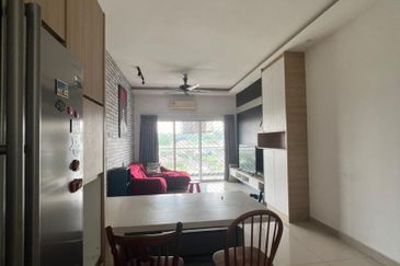 Anyaman Residence