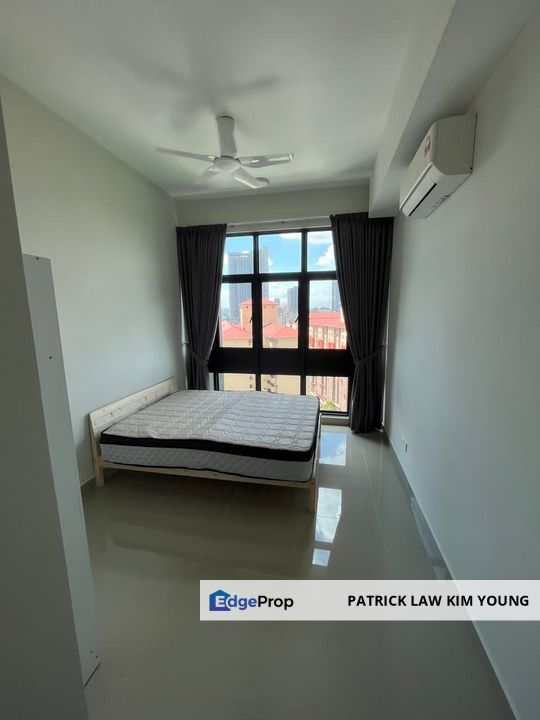 Fully Furnished 2B unit link bridge to Ara LRT , Selangor, Ara Damansara