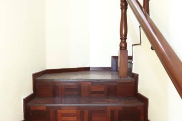 Sunway Damansara Avenue 23 two storey semi furnished for sale