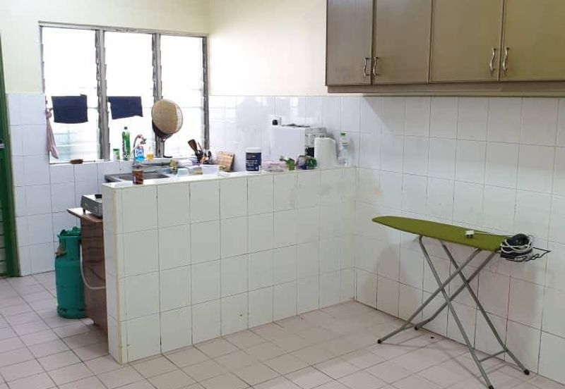 Sunway Damansara Avenue 23 two storey semi furnished for sale