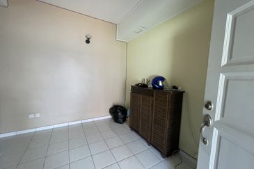 Sunway Damansara Avenue 23 two storey semi furnished for sale