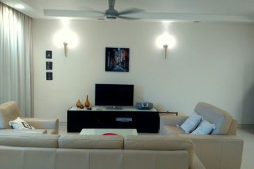 The Plaza Condominium