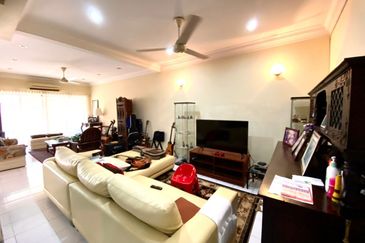 Avenue23 PJU 3 Two Sty Intermediate house For Sale