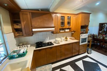 Avenue23 PJU 3 Two Sty Intermediate house For Sale