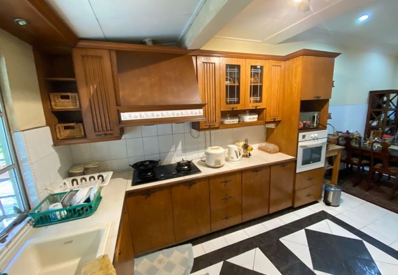 Avenue23 PJU 3 Two Sty Intermediate house For Sale